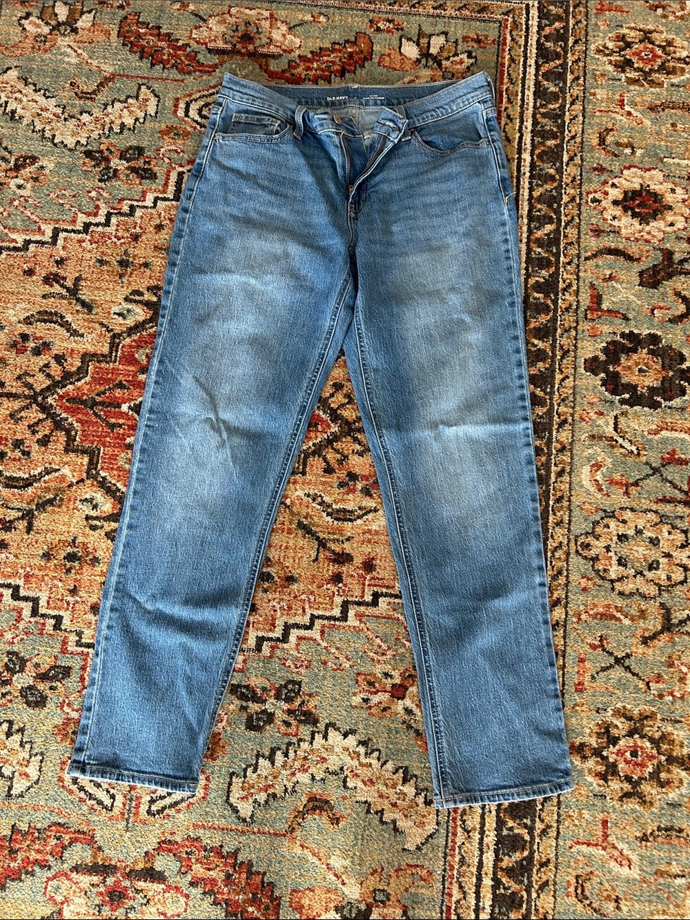 Old Navy Mid-Rise Wow Boyfriend Jeans
